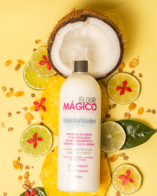 Repolarizador capilar Elixir Mágico sobre superficie de baño